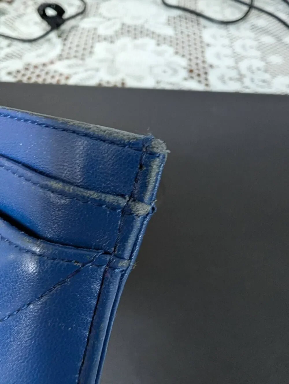 Chanel 19 card holder Quilted leather